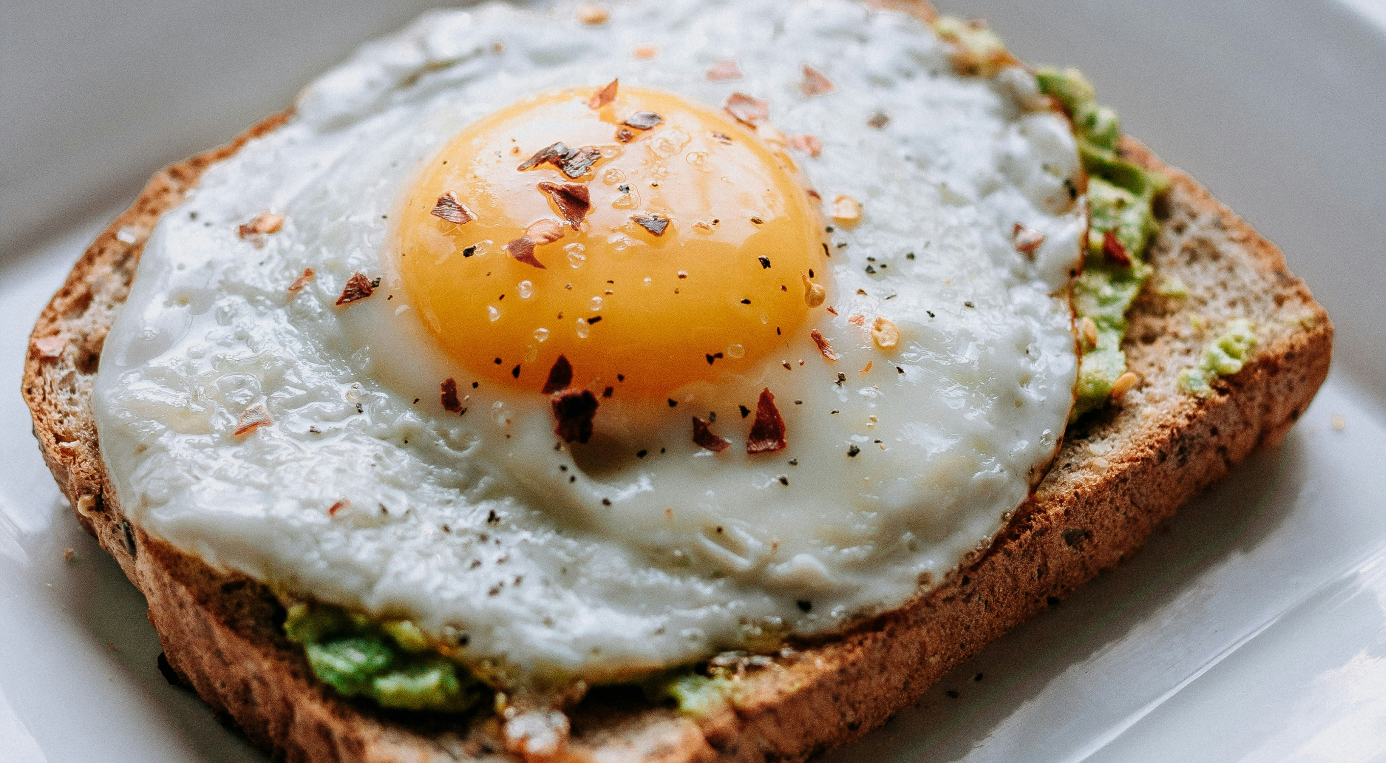Rise & Shine: Why Your Body Loves a Low-Glycemic Breakfast