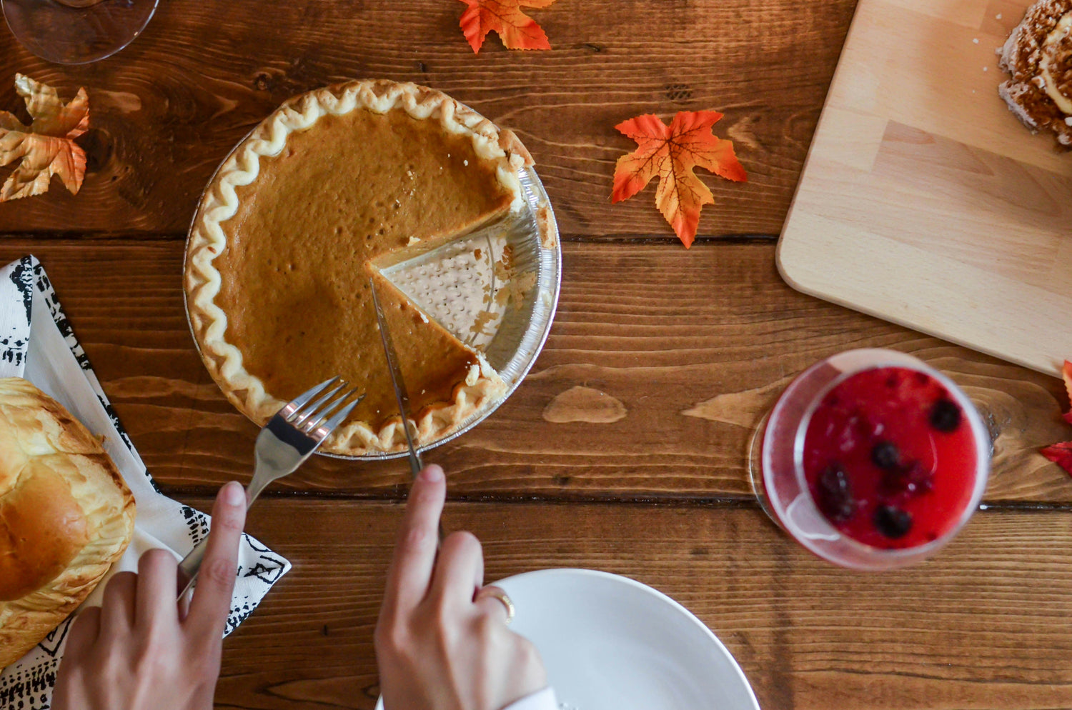 Stress-free Thanksgiving: Wellness Tips for a Healthy, Happy & Body-Thankful Holiday